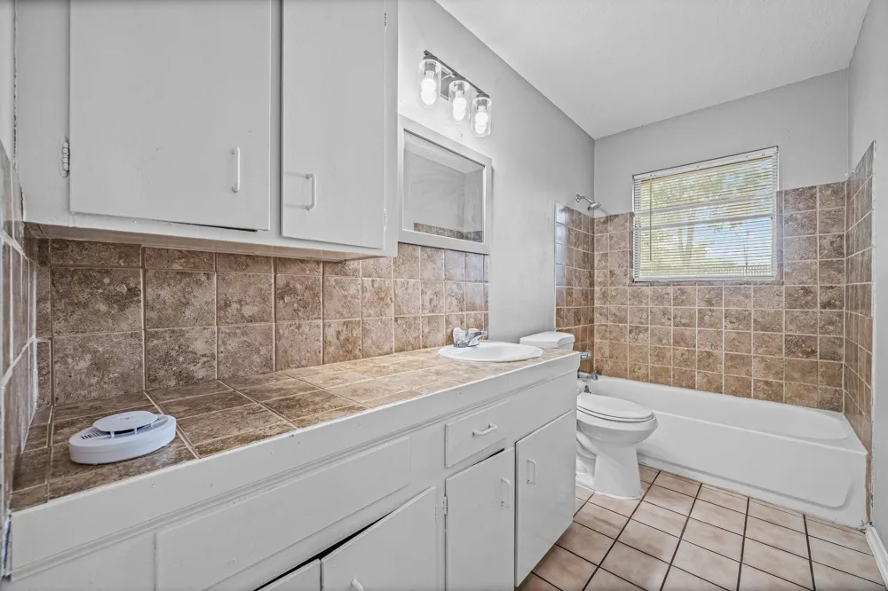806 Shawnee Street Houston, TX 77034