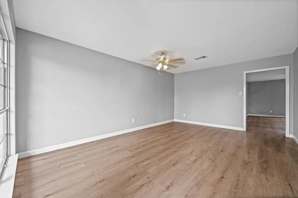 806 Shawnee Street Houston, TX 77034