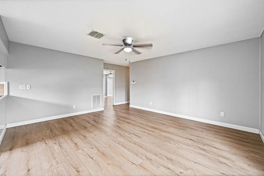 806 Shawnee Street Houston, TX 77034