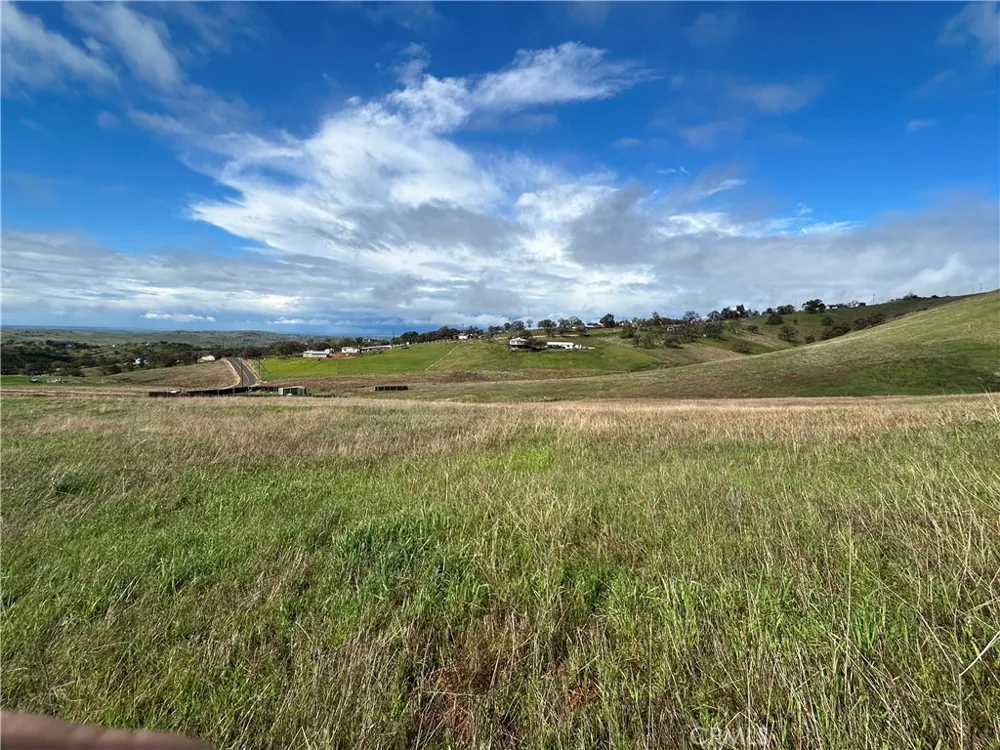 9741 Paraiso Blvd La Grange, CA 95329