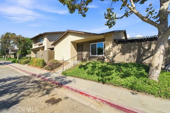 10477 Yosemite Montclair, CA 91763