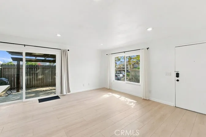10477 Yosemite Montclair, CA 91763
