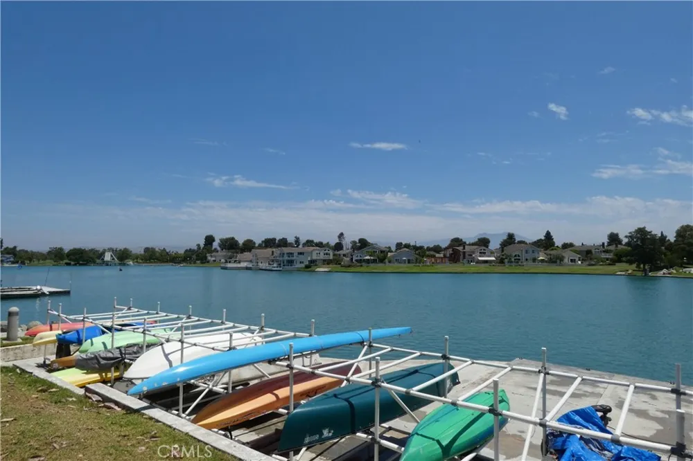73 Goldenrod Irvine, CA 92604