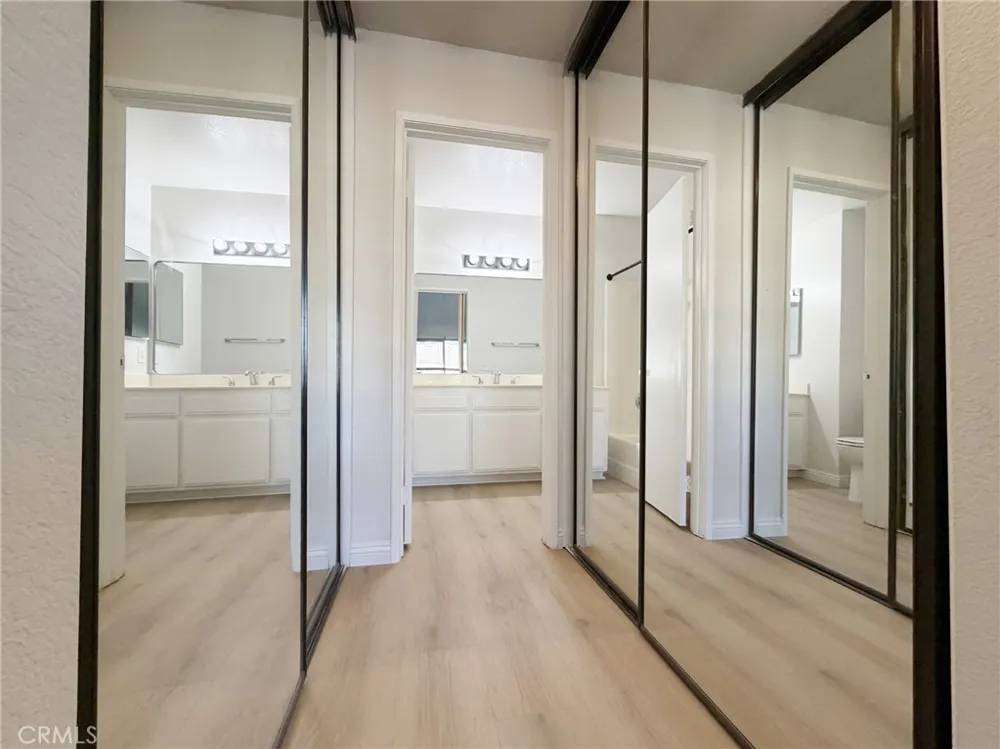 73 Goldenrod Irvine, CA 92604