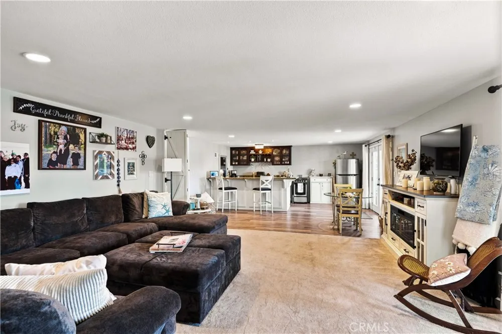 22336 Loch Lomond Canyon Lake, CA 92587