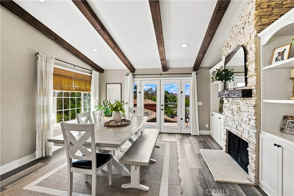 22336 Loch Lomond Canyon Lake, CA 92587