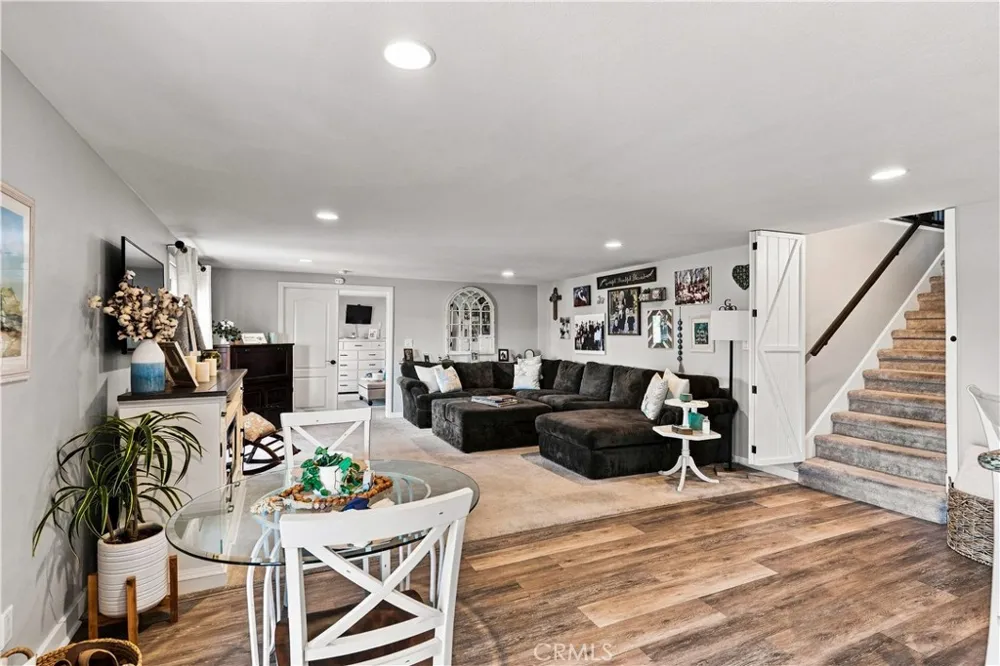 22336 Loch Lomond Canyon Lake, CA 92587
