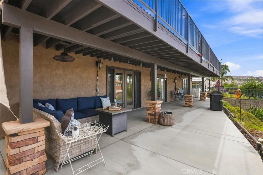 22336 Loch Lomond Canyon Lake, CA 92587