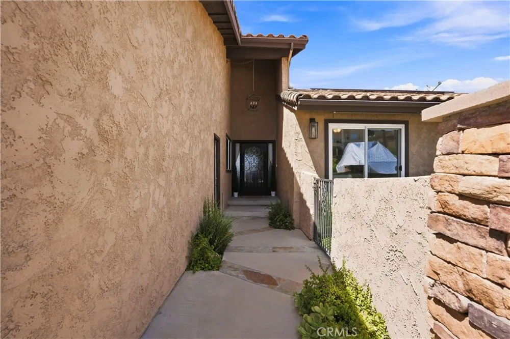 22336 Loch Lomond Canyon Lake, CA 92587
