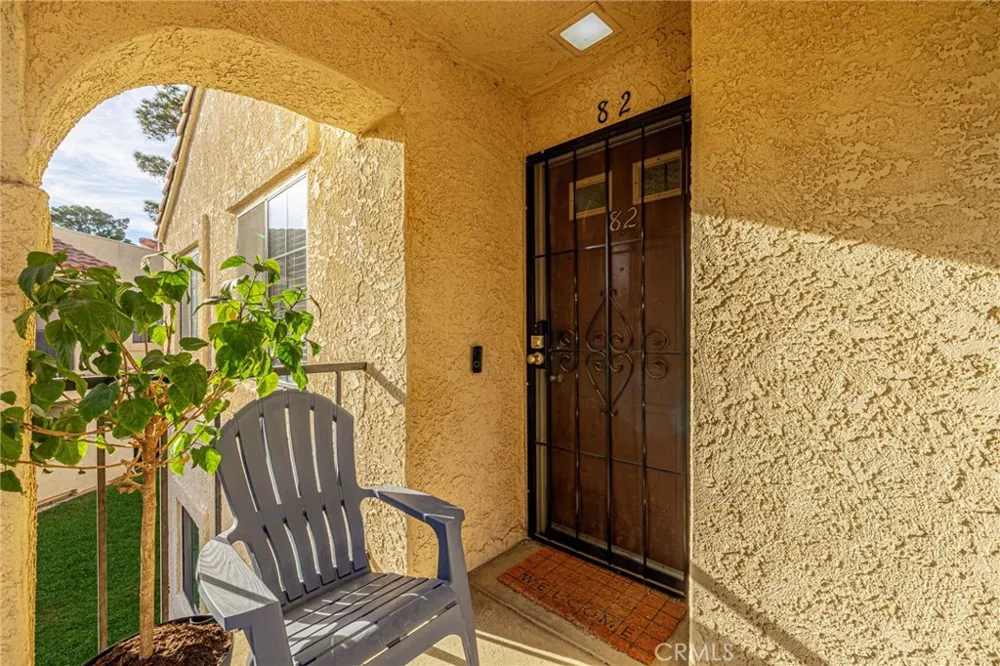 2554 Olive #82 Palmdale, CA 93550