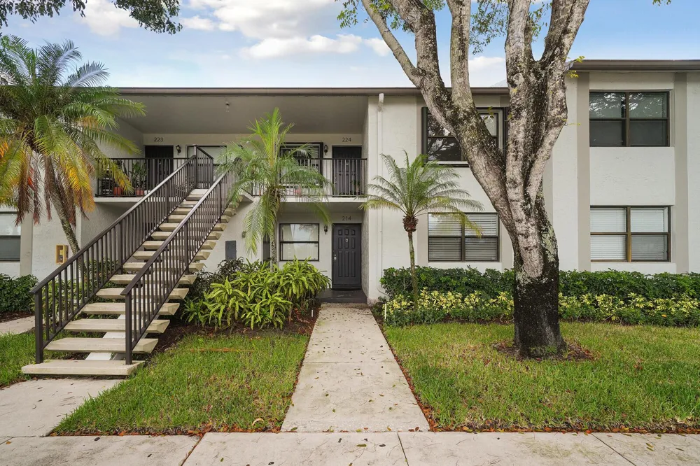 1284 S Military Trail #224 Deerfield Beach, FL 33442