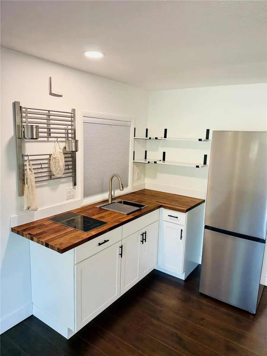 3241 12TH STREET St Petersburg, FL 33704