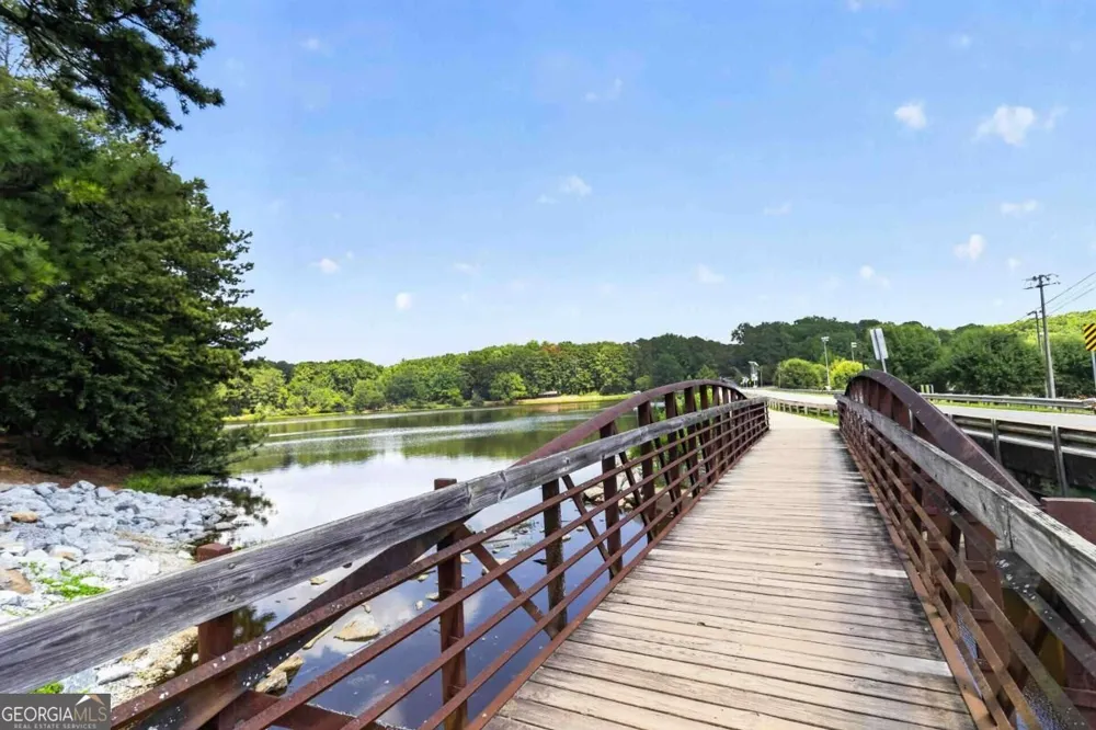 3910 Ashford Lake CT NE Atlanta, GA 30319