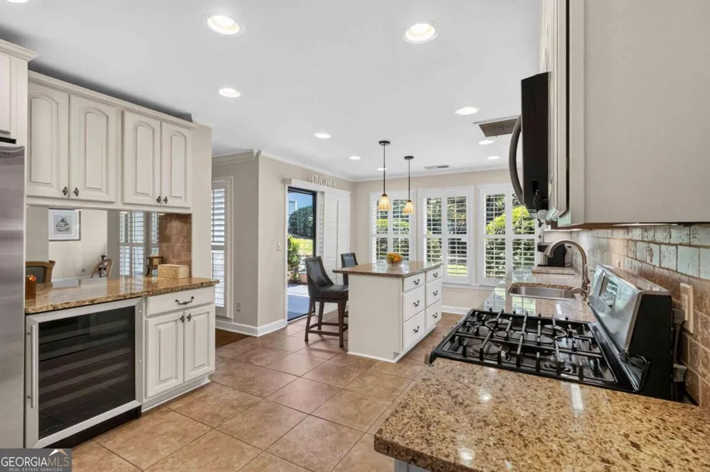 3910 Ashford Lake CT NE Atlanta, GA 30319