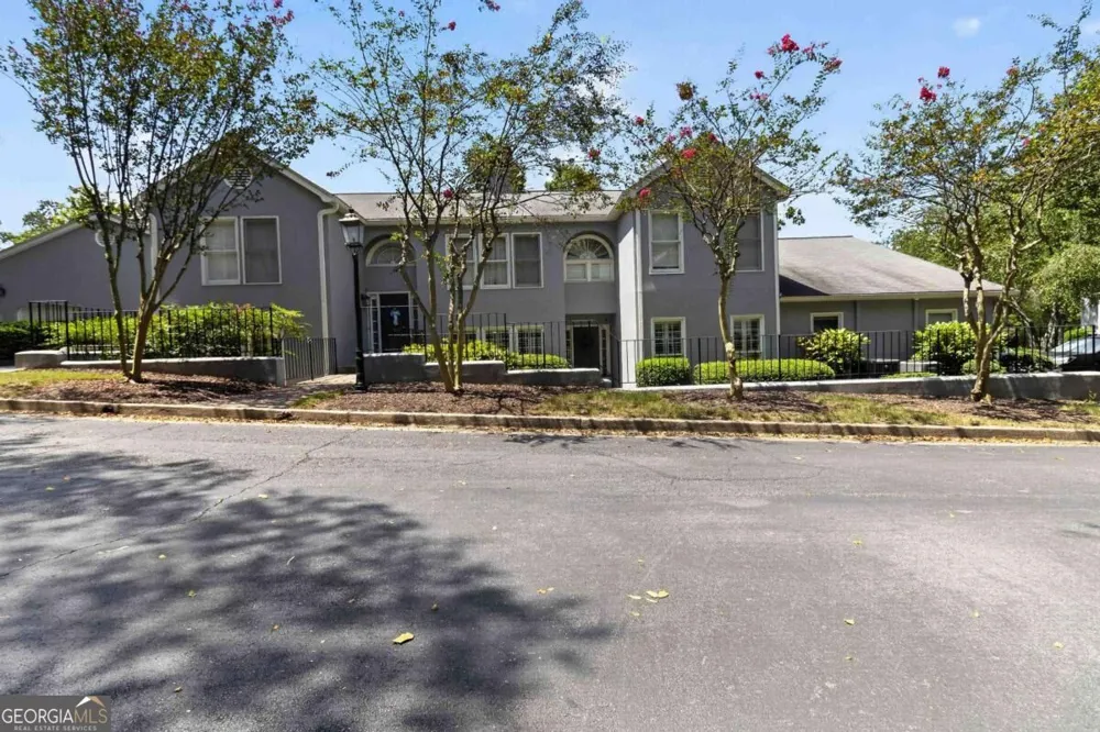 3910 Ashford Lake CT NE Atlanta, GA 30319