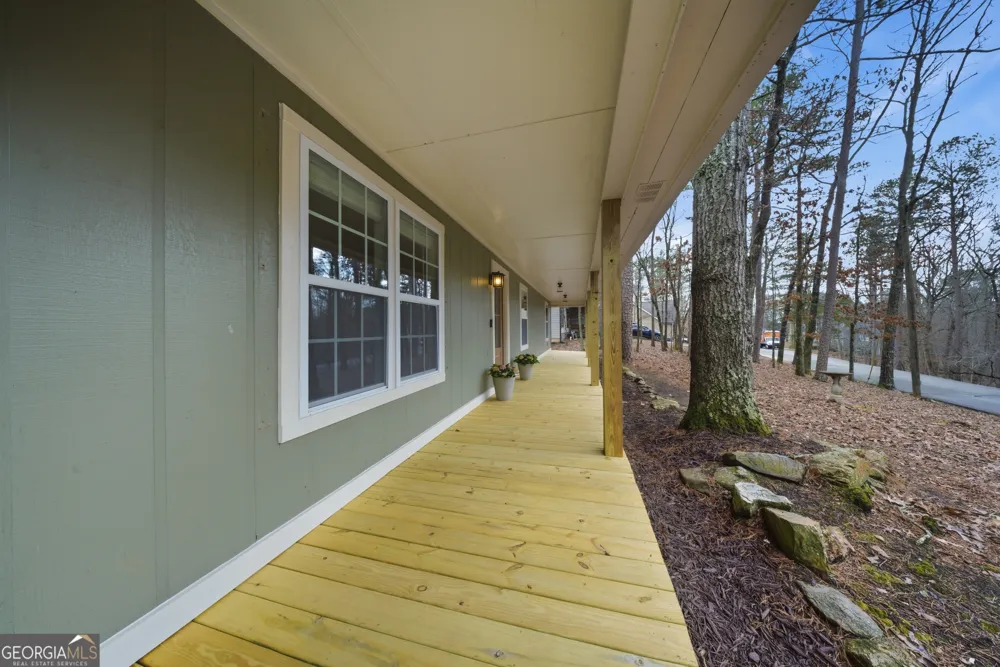 121 White Antelope ST Waleska, GA 30183