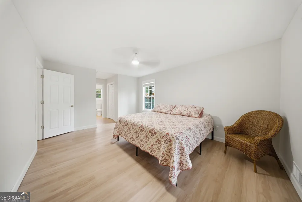 121 White Antelope ST Waleska, GA 30183
