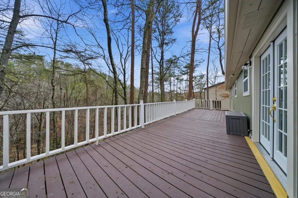 121 White Antelope ST Waleska, GA 30183