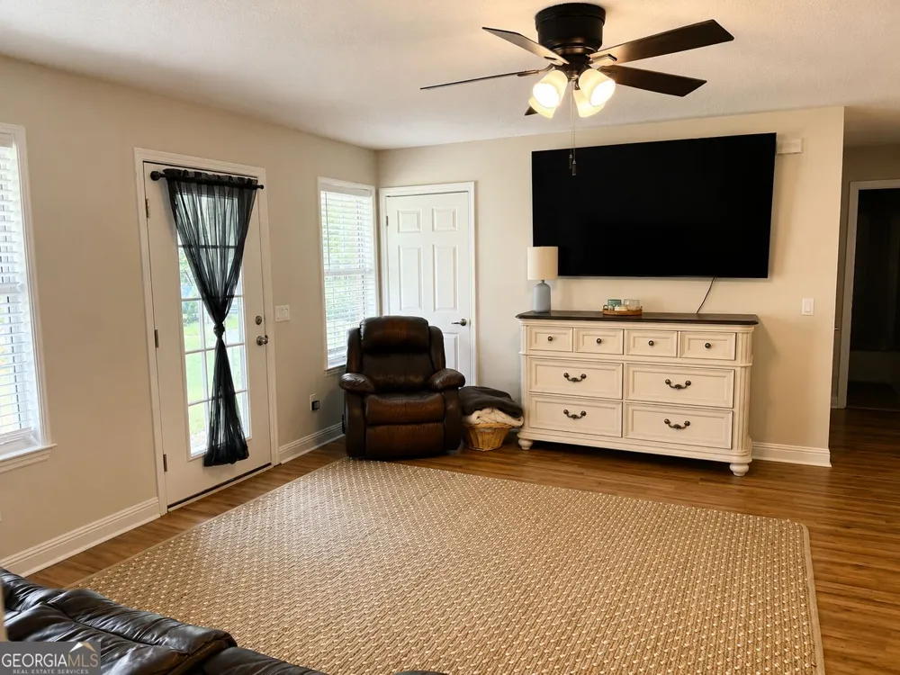 99 W Magnolia AVE Kingsland, GA 31548