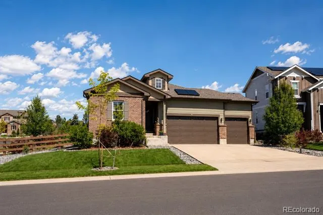 7266 S Robertsdale Way Aurora, CO 80016