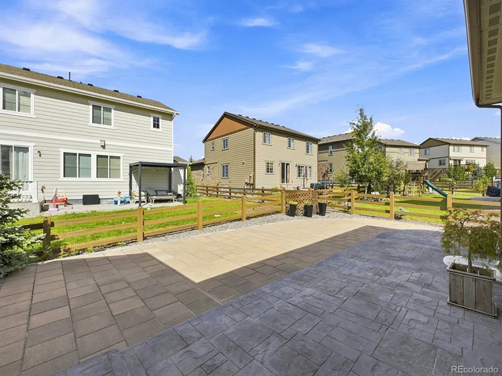 7266 S Robertsdale Way Aurora, CO 80016