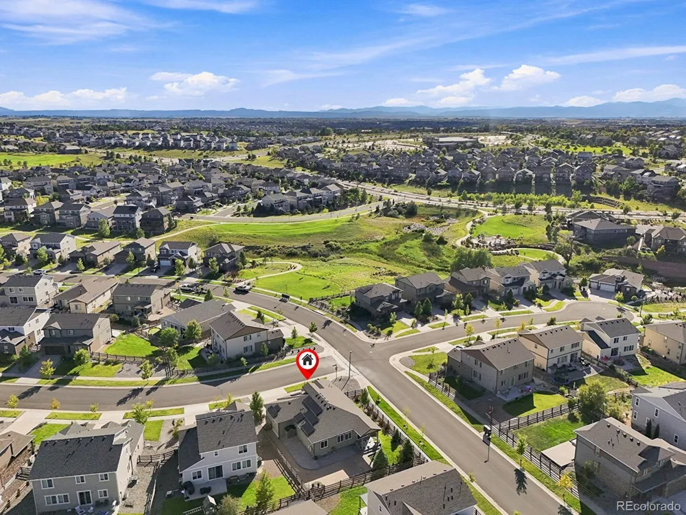 7266 S Robertsdale Way Aurora, CO 80016