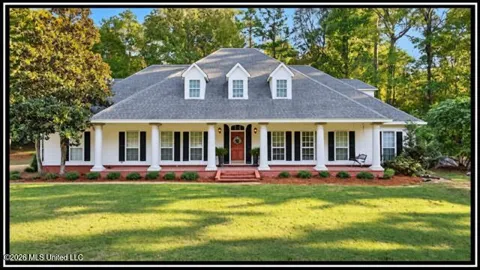 3709 Lyles Drive