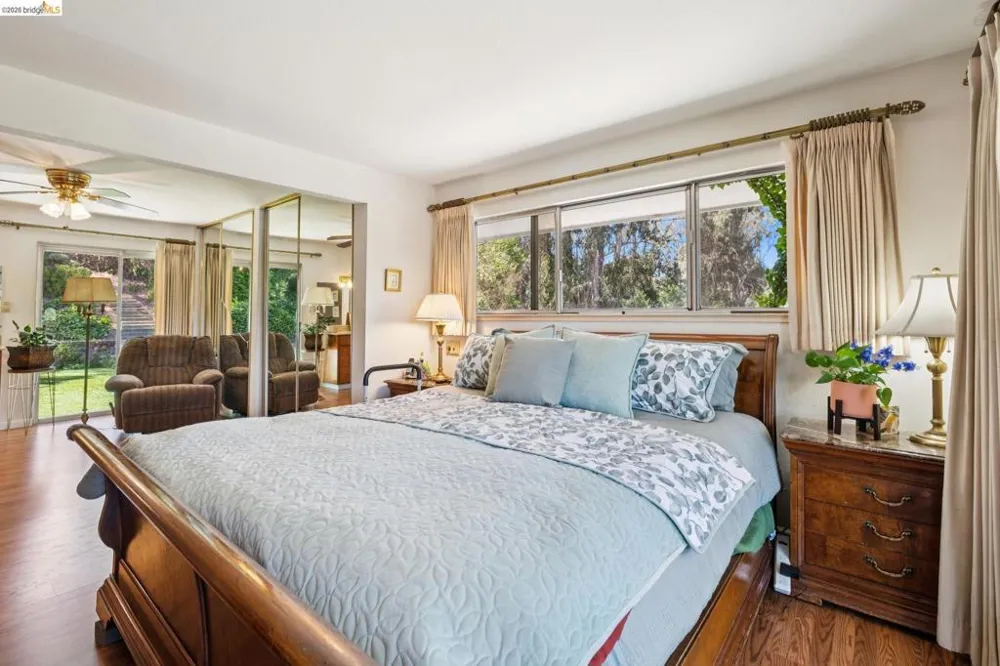 11233 Monan St Oakland, CA 94605