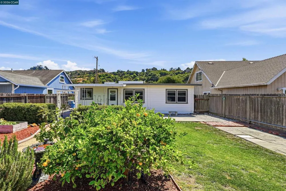 3543 Carlfield St El Sobrante, CA 94803