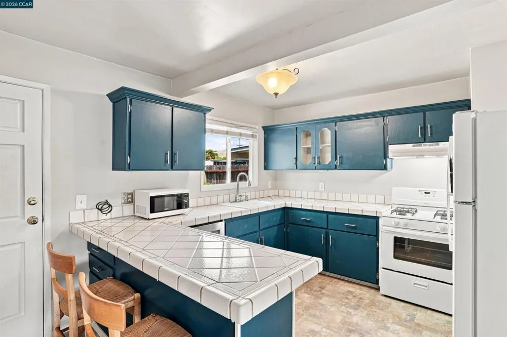 3543 Carlfield St El Sobrante, CA 94803