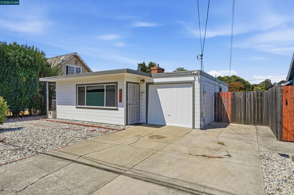 3543 Carlfield St El Sobrante, CA 94803