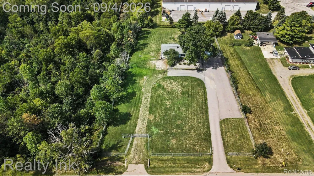 11260 Lemen Road Green Oak Township, MI 48189