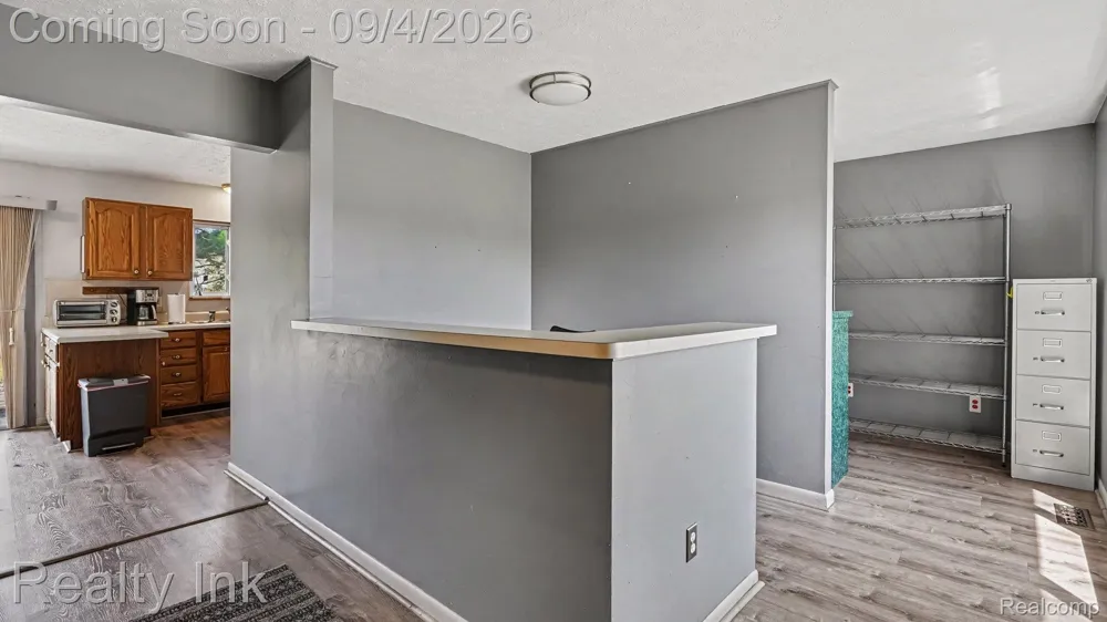 11260 Lemen Road Green Oak Township, MI 48189