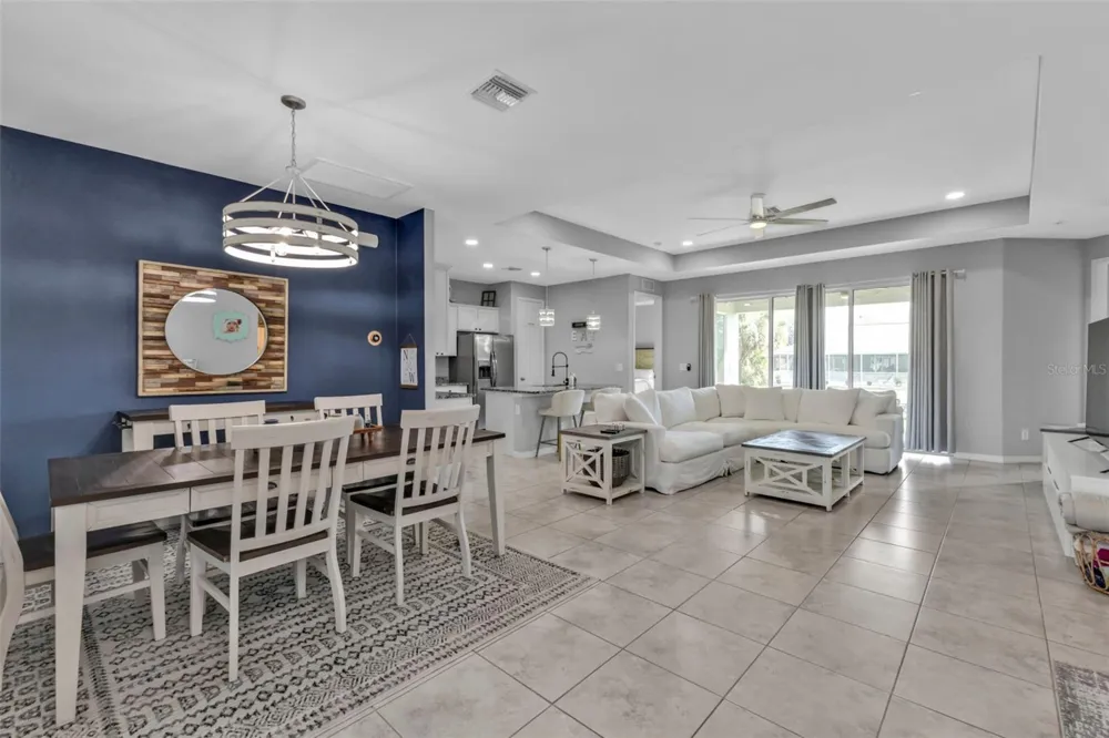206 SANTAREM CIRCLE Punta Gorda, FL 33983