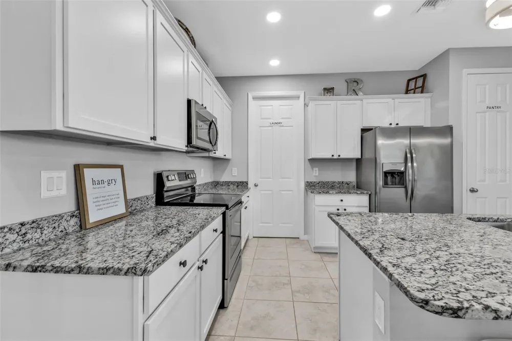 206 SANTAREM CIRCLE Punta Gorda, FL 33983