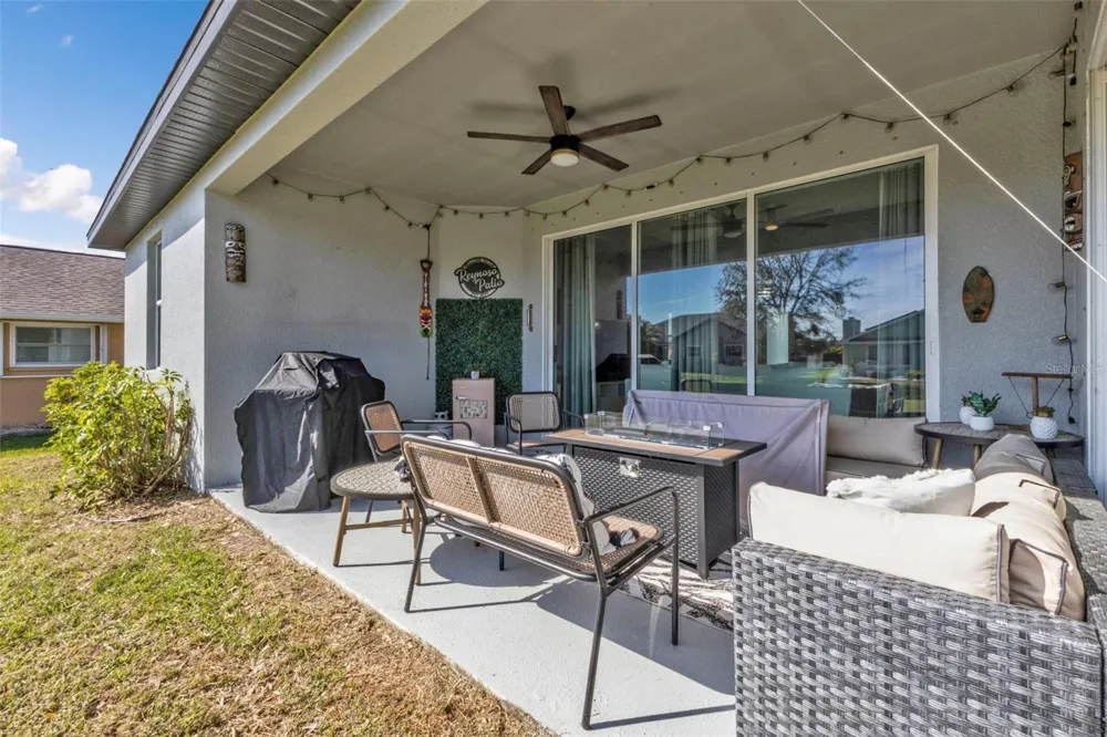 206 SANTAREM CIRCLE Punta Gorda, FL 33983