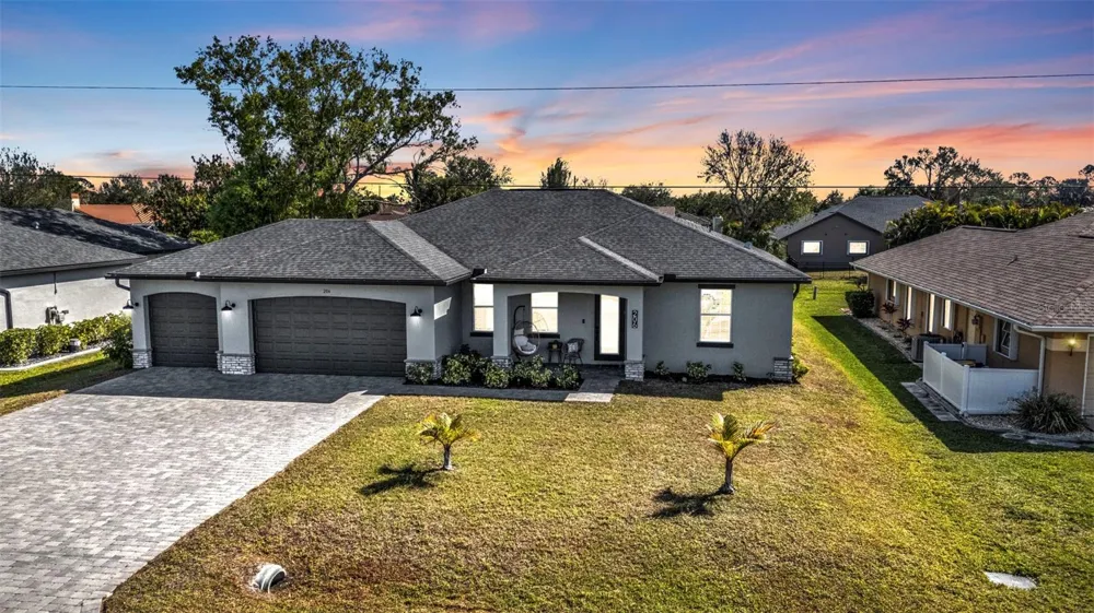 206 SANTAREM CIRCLE Punta Gorda, FL 33983