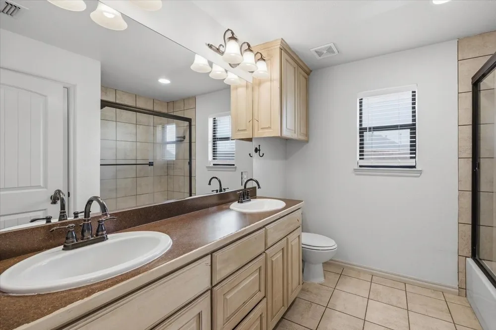 105 Savannah Drive Weatherford, TX 76087