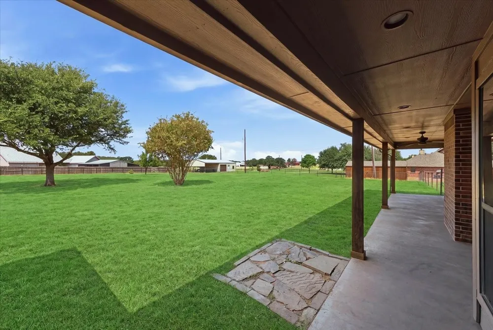 105 Savannah Drive Weatherford, TX 76087