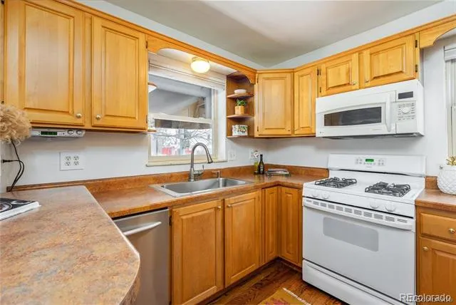 2102 S Pearl Street Denver, CO 80210