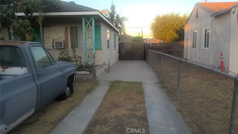 5028 Wimmer Baldwin Park, CA 91706