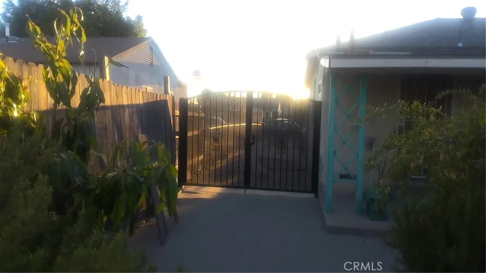 5028 Wimmer Baldwin Park, CA 91706