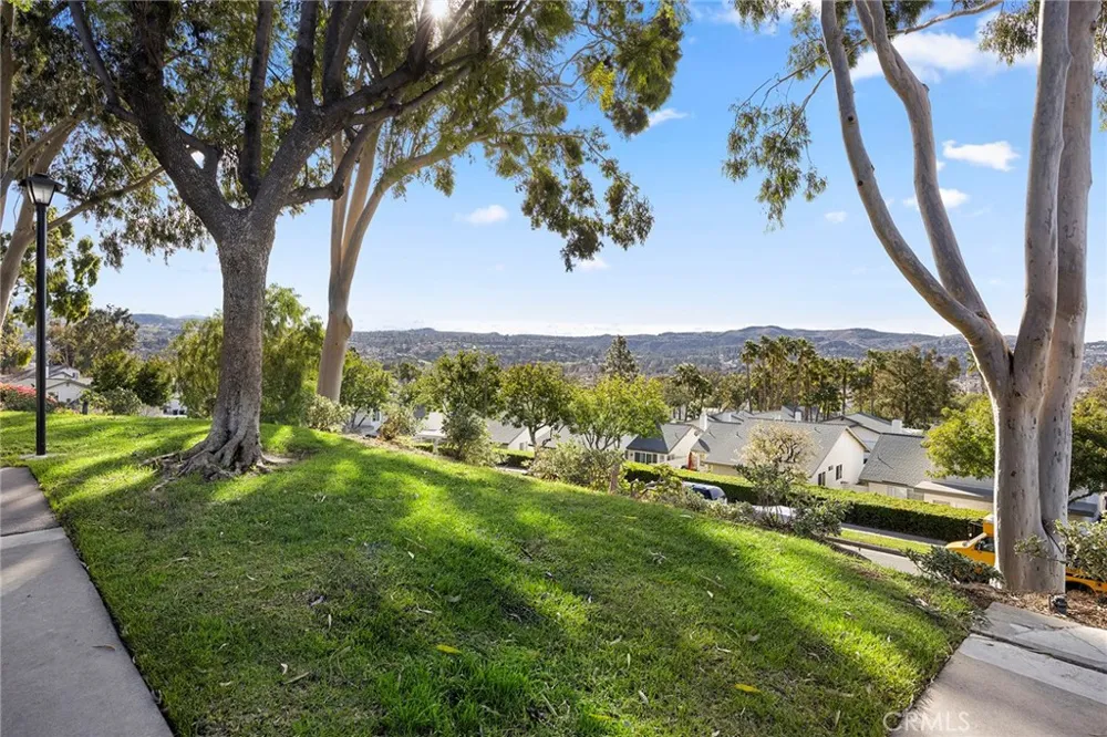 6530 Shady Gate #32 Yorba Linda, CA 92886
