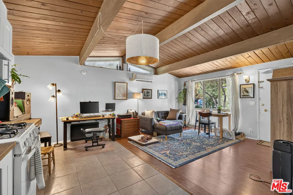 223 S Avenue 57 Los Angeles, CA 90042
