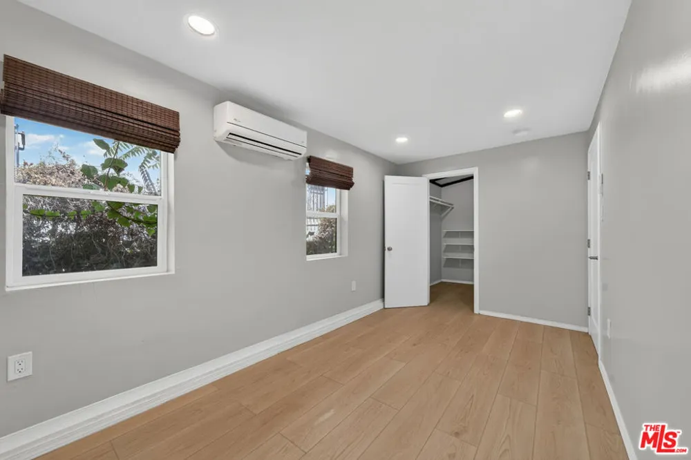 223 S Avenue 57 Los Angeles, CA 90042