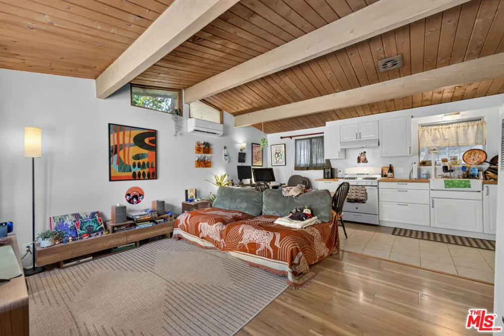 223 S Avenue 57 Los Angeles, CA 90042