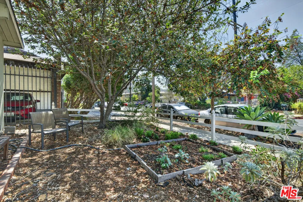 223 S Avenue 57 Los Angeles, CA 90042