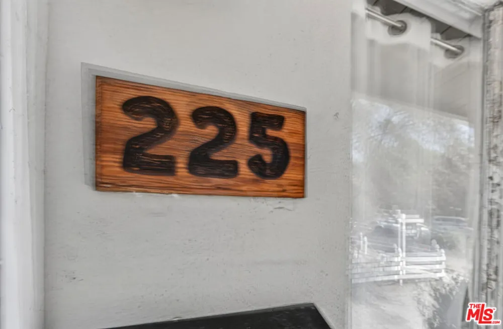 223 S Avenue 57 Los Angeles, CA 90042