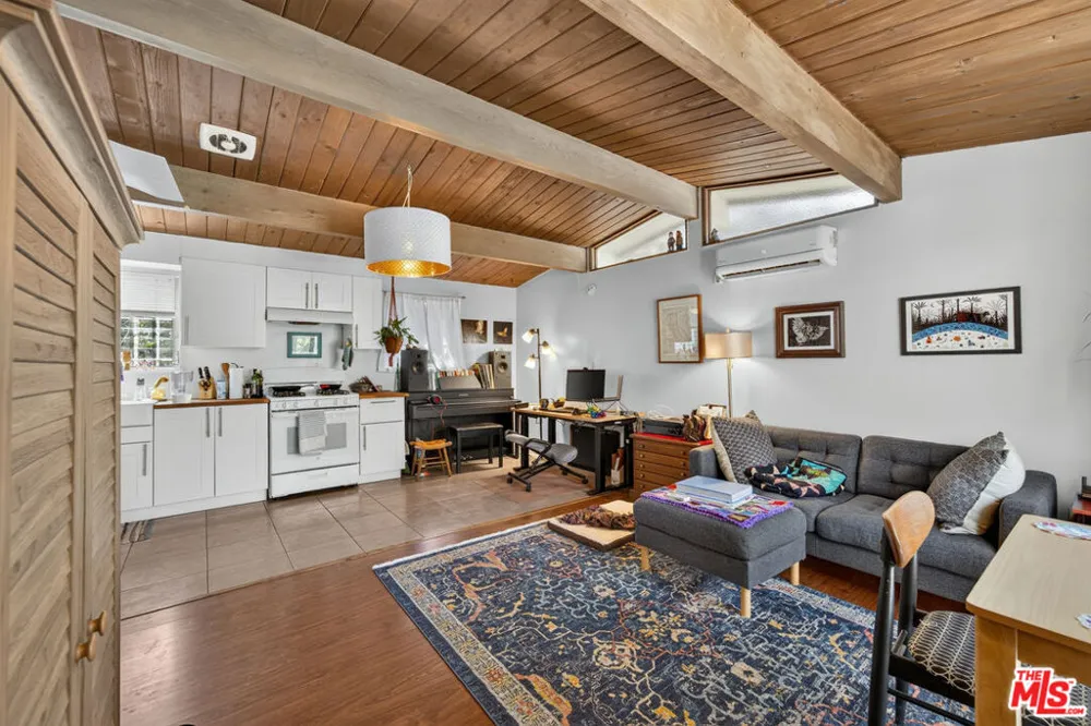 223 S Avenue 57 Los Angeles, CA 90042
