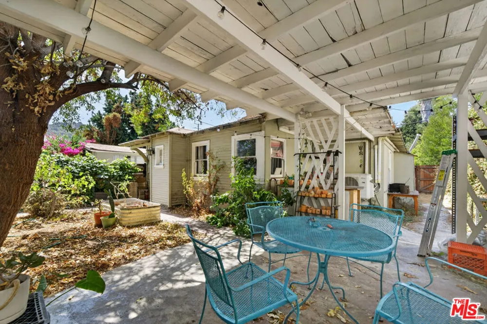 223 S Avenue 57 Los Angeles, CA 90042